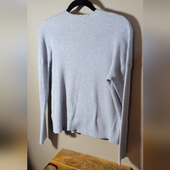 Elodie XL wool bleand faux wrap style sweater light grey v neck lightweight - Picture 5 of 8